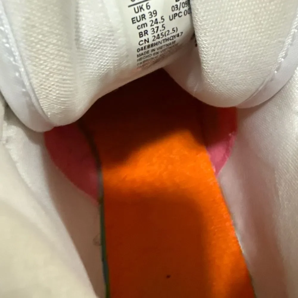 Nike Air Jordan 1 Mid Pinksicle Safety Orange Pink DX3240-681 GS Women’s Sz 8